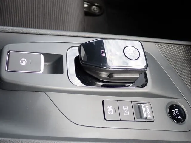 ノート（ニッサン）の車両写真