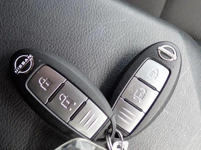 ノート（ニッサン）の車両写真