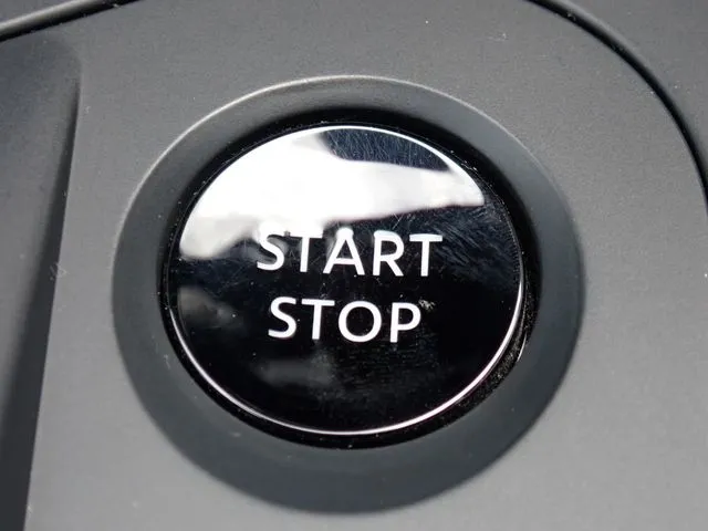ノート（ニッサン）の車両写真