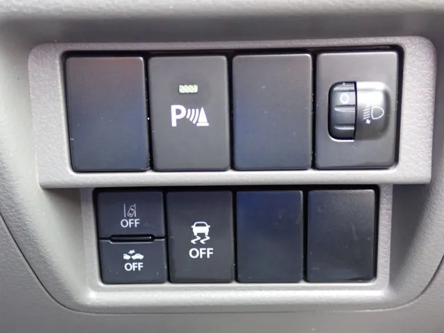 エブリイバン（スズキ）の車両写真