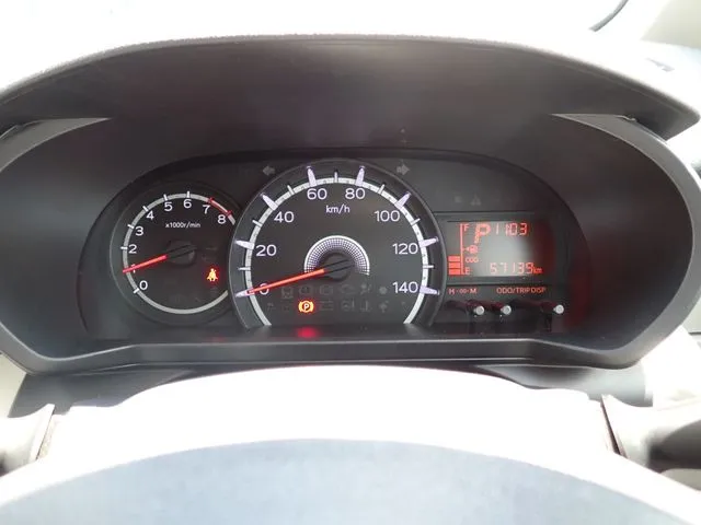 ムーヴ(ダイハツ)の車両写真
