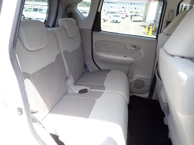 ムーヴ(ダイハツ)の車両写真