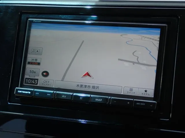 シャトル　ハイブリッド（ホンダ）の車両写真