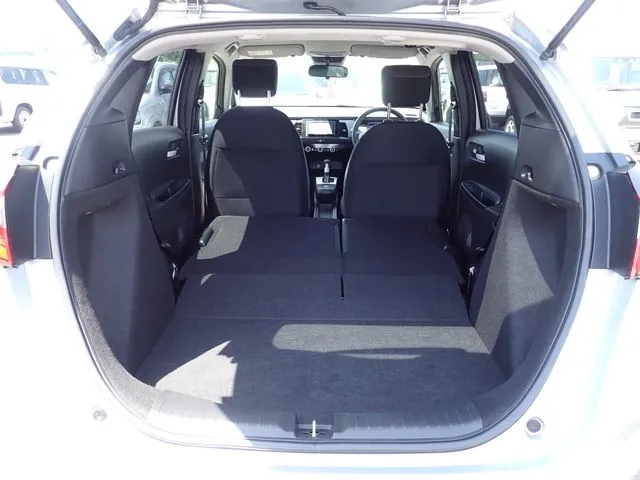 フィット(ホンダ)の車両写真