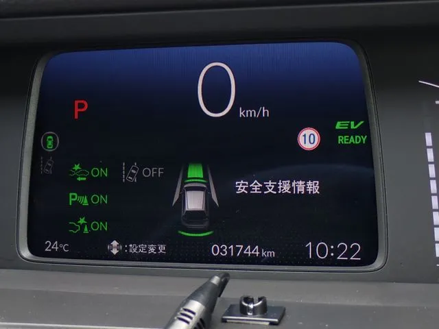 フィット　ｅ：ＨＥＶ（ホンダ）の車両写真