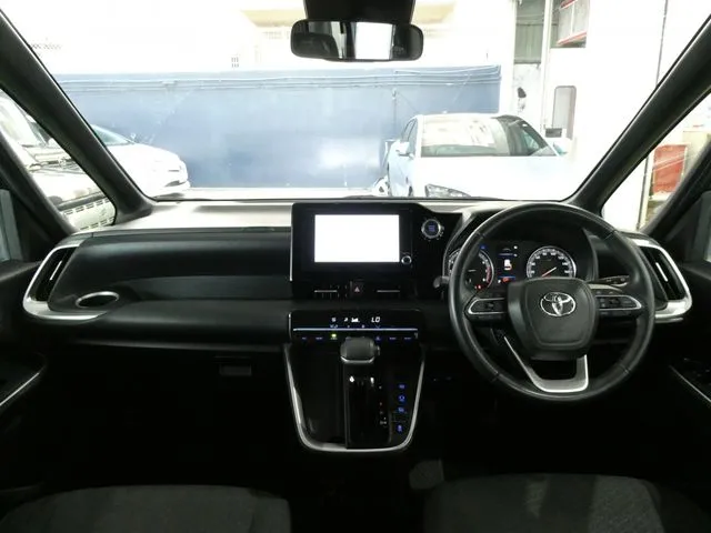 ヴォクシー(トヨタ)の車両写真
