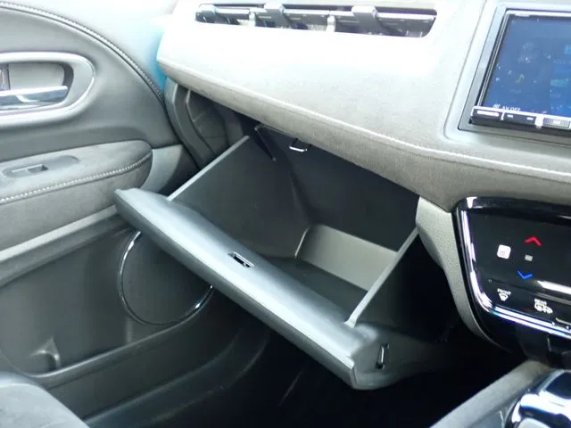 ヴェゼル　ハイブリッド（ホンダ）の車両写真
