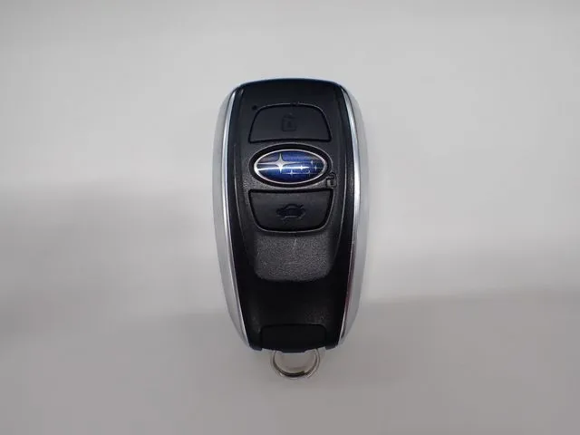 SUBARU XV ハイブリッド(スバル)の車両写真
