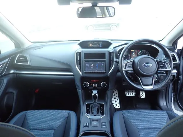 SUBARU XV ハイブリッド(スバル)の車両写真