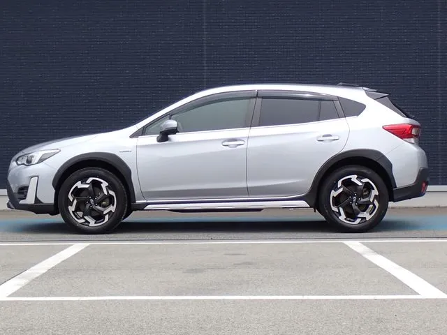 SUBARU XV ハイブリッド(スバル)の車両写真