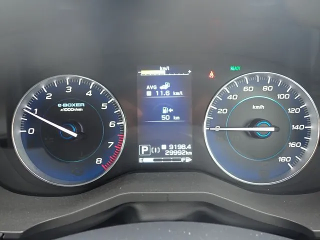 SUBARU XV ハイブリッド(スバル)の車両写真