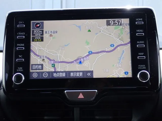 ヤリス　ハイブリッド（トヨタ）の車両写真