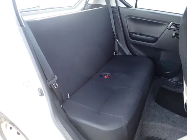 ダイハツ ミラ イース 4WD