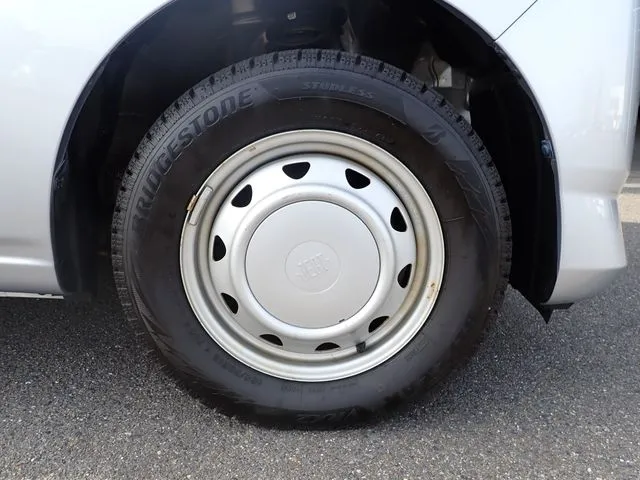ダイハツ ミラ イース 4WD