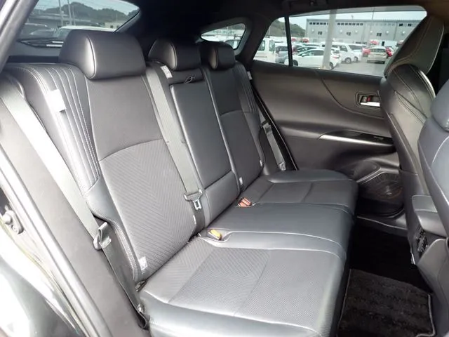 ハリアー　ハイブリッド（トヨタ）の車両写真