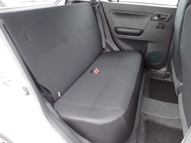 ミラ　イース（ダイハツ）の車両写真