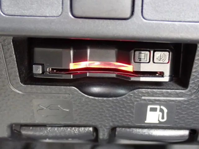 トール(ダイハツ)の車両写真