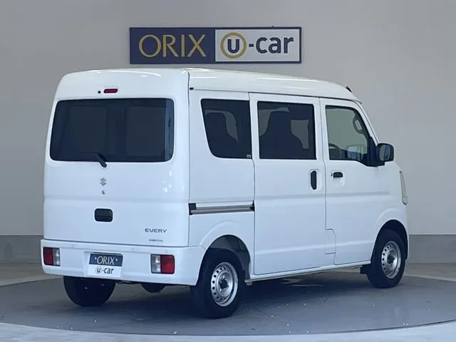 エブリイバン(スズキ)の車両写真