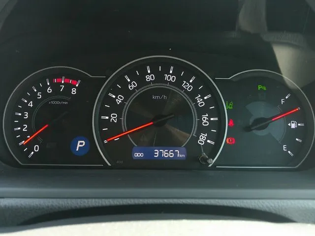 ノア　４ＷＤ（トヨタ）の車両写真