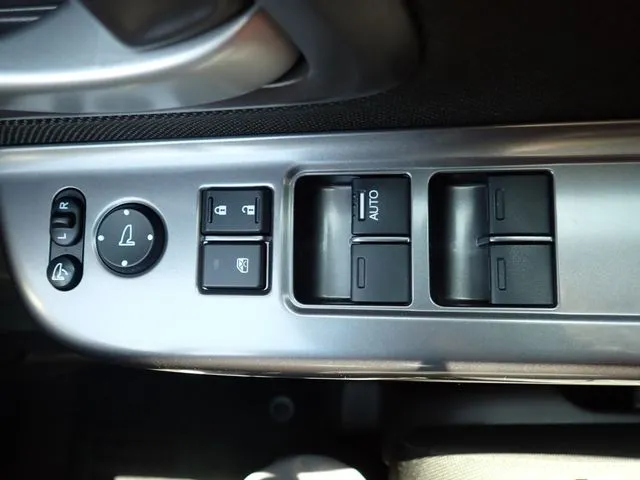 フリード（ホンダ）の車両写真