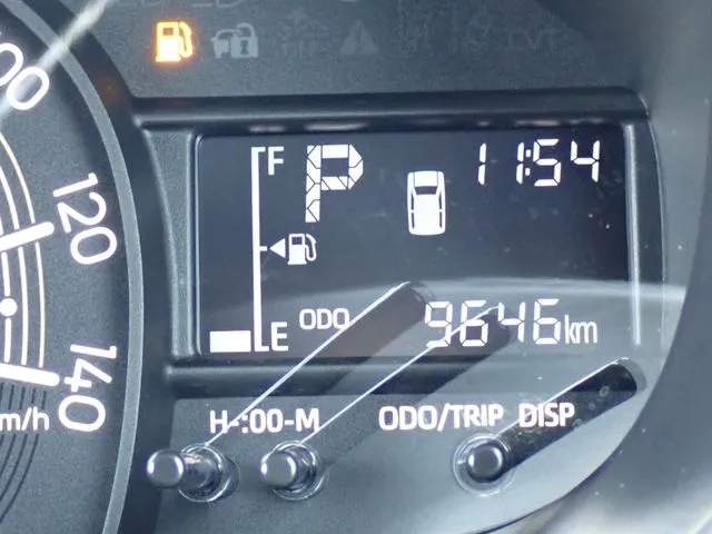 ムーヴ キャンバス(ダイハツ)の車両写真