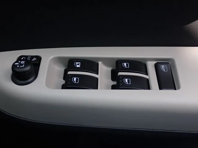 ブーン(ダイハツ)の車両写真
