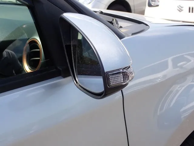 ブーン(ダイハツ)の車両写真