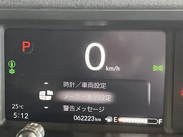 N BOX カスタム(ホンダ)の車両写真