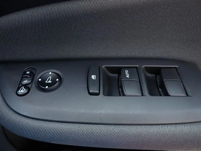 フィット(ホンダ)の車両写真