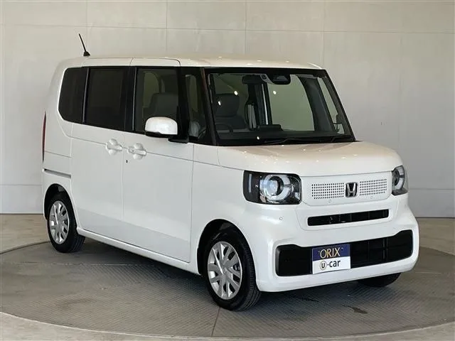 N BOX(ホンダ)の車両写真