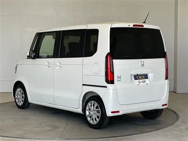 N BOX(ホンダ)の車両写真
