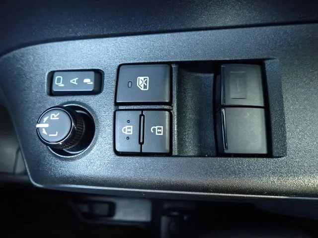 アクア(トヨタ)の車両写真
