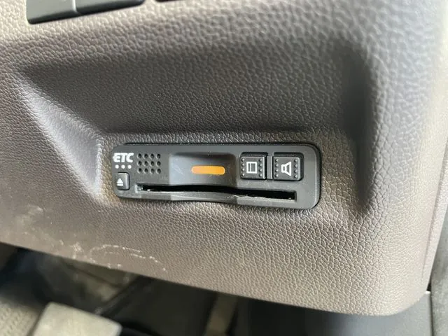 フリードプラス　ハイブリッド（ホンダ）の車両写真