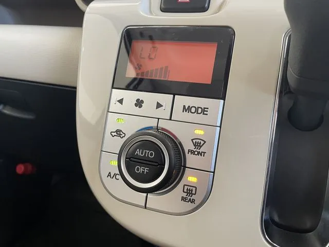 ムーヴ　キャンバス（ダイハツ）の車両写真