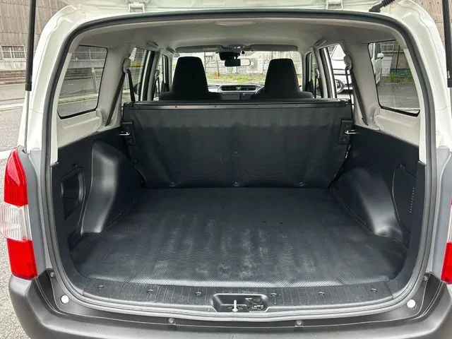 トヨタ プロボックスバン 2WD