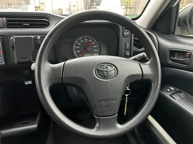 トヨタ プロボックスバン 2WD