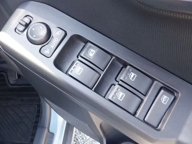 タフト(ダイハツ)の車両写真