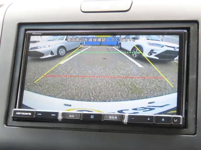 フリードプラス　ハイブリッド（ホンダ）の車両写真