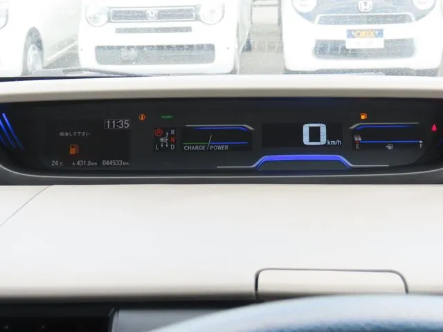 フリードプラス　ハイブリッド（ホンダ）の車両写真