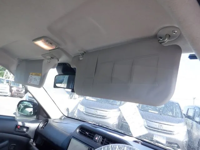 サクシードバン　２ＷＤ（トヨタ）の車両写真