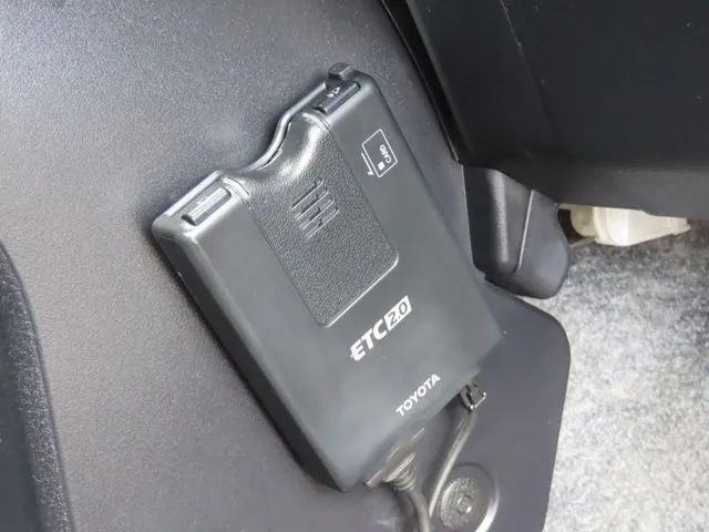 サクシードバン　２ＷＤ（トヨタ）の車両写真