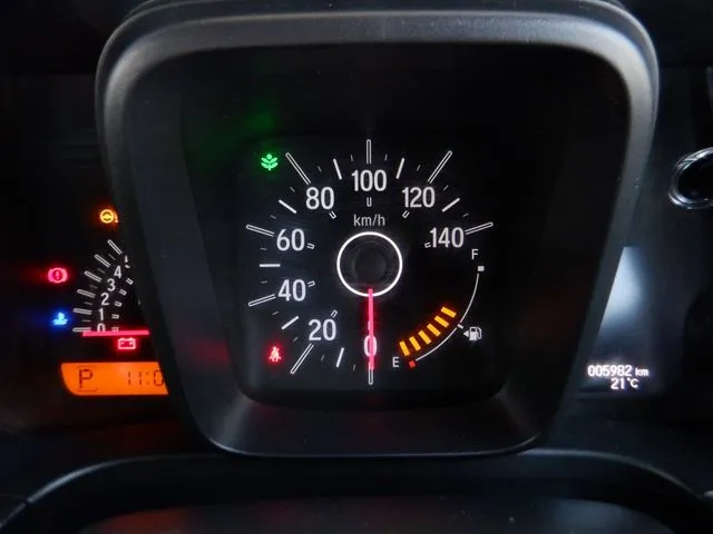 N-VAN(ホンダ)の車両写真