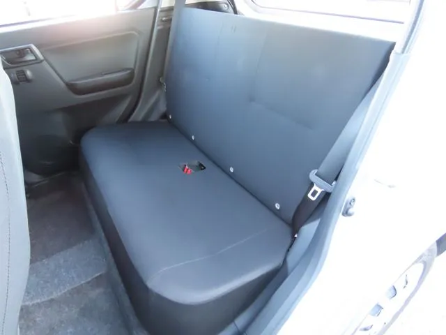 ミラ　イース（ダイハツ）の車両写真