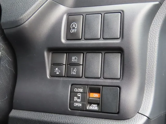 ノア（トヨタ）の車両写真