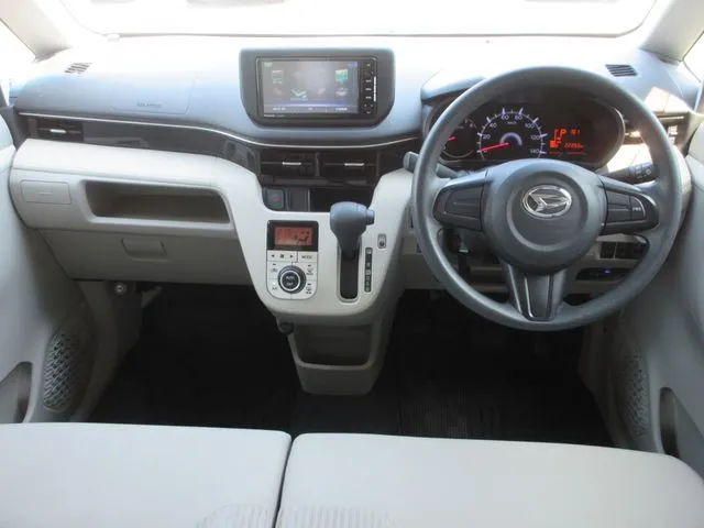 ムーヴ　４ＷＤ（ダイハツ）の車両写真
