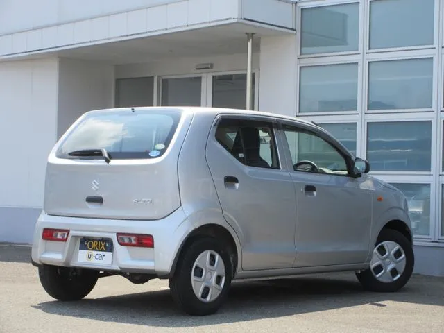 アルト 4WD(スズキ)の車両写真