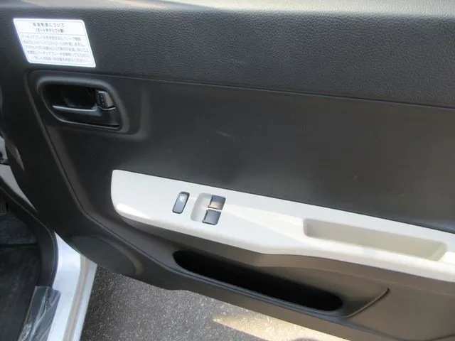 アルト 4WD(スズキ)の車両写真