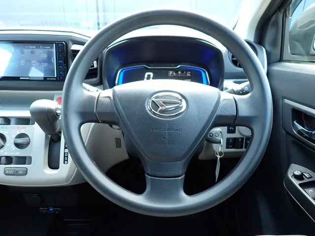 ミラ イース(ダイハツ)の車両写真