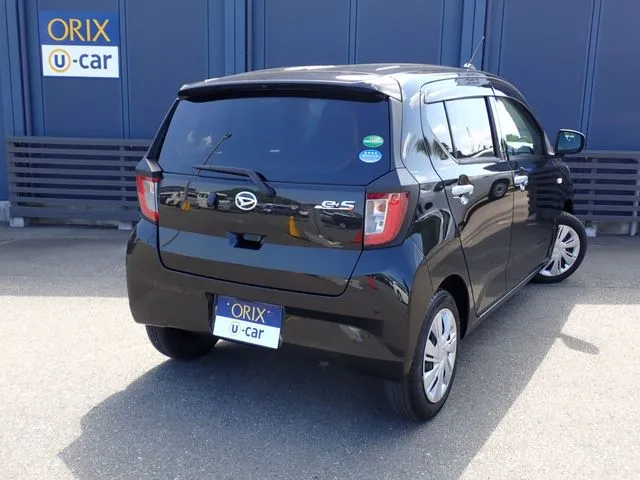 ミラ イース(ダイハツ)の車両写真
