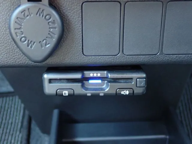 ミラ イース(ダイハツ)の車両写真